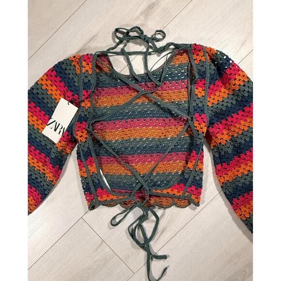 NWT Zara Cropped Crochet Long Sleeve Knit Open-Back Top Multicolored Size S - Picture 4 of 12